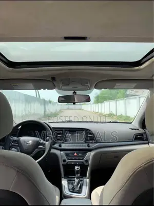 Hyundai Elantra 2017 Black