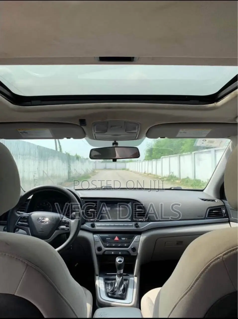 Hyundai Elantra 2017 Black
