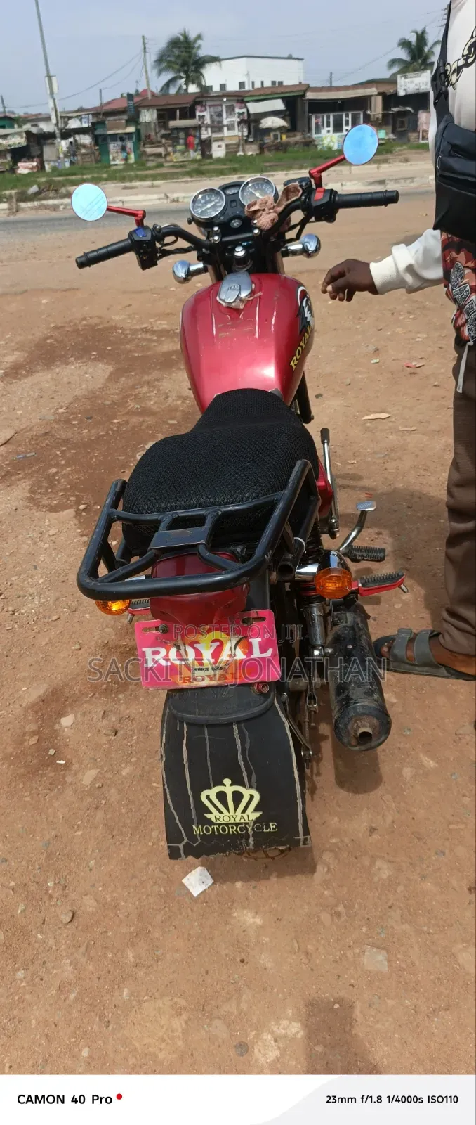 Royal Motorcycle 2025 Red