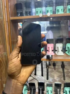 Apple iPhone XS 64 GB Black