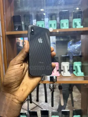 Apple iPhone XS 64 GB Black