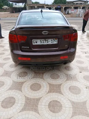 Kia Forte 2011 Beige