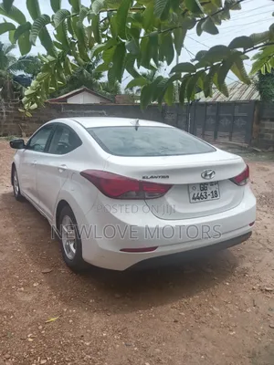 Hyundai Elantra 2015 White
