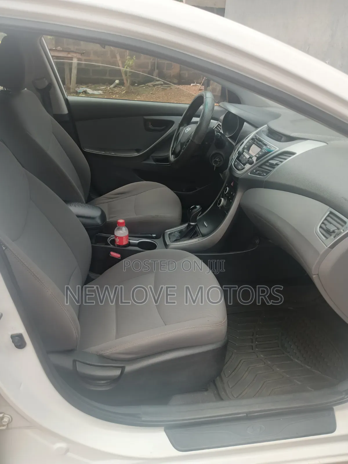 Hyundai Elantra 2015 White