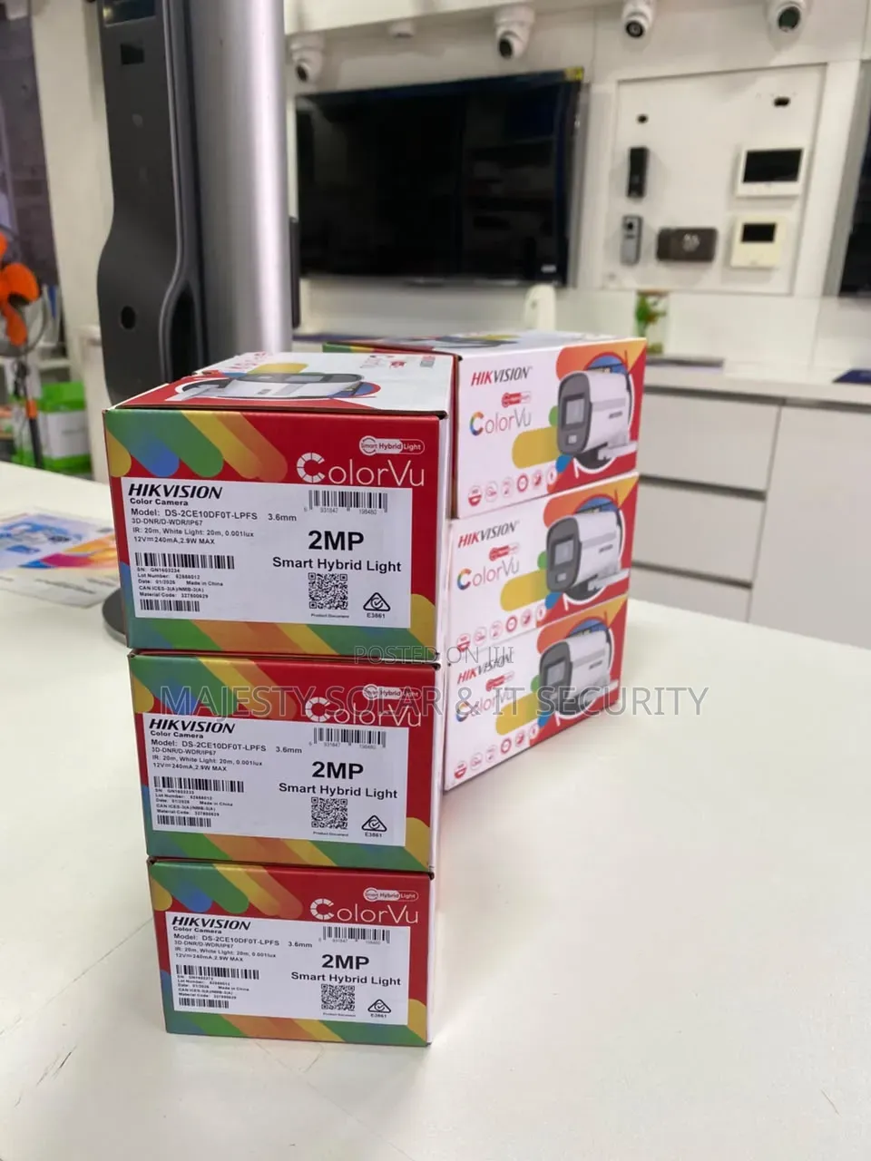 Hikvision Colour 2mp Outdoor Camera ,Analog 1way Audio