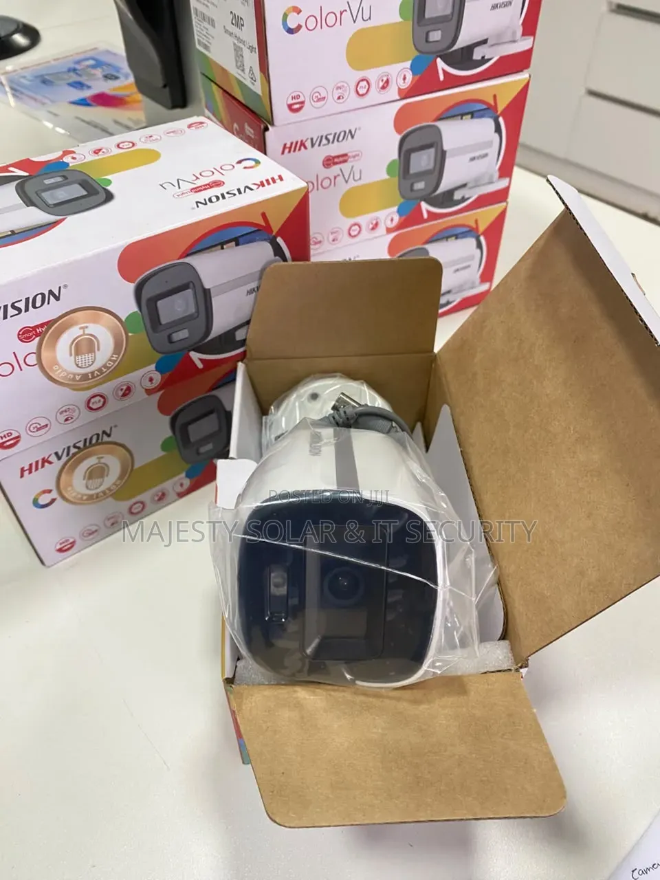 Hikvision Colour 2mp Outdoor Camera ,Analog 1way Audio