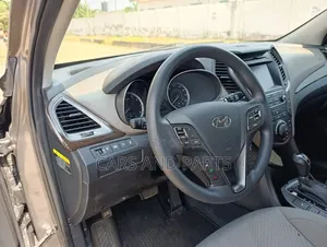 Hyundai Santa Fe 2018 Gray