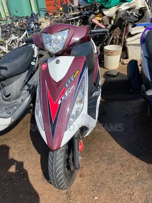 Custom Built Motorcycles Pro Street 2018 White