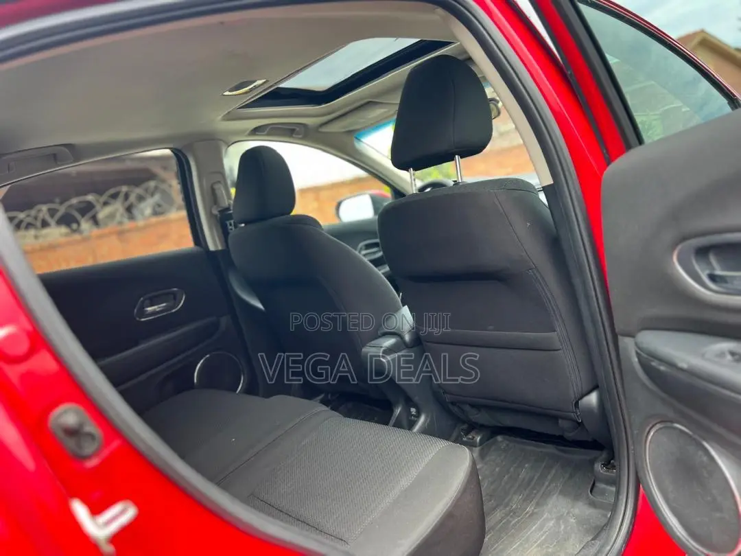 Honda HR-V 4dr SUV (1.5L 4cyl CVT) 2016 Red