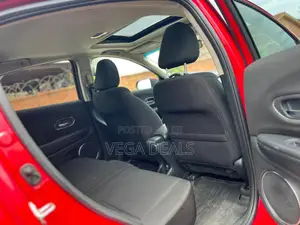 Honda HR-V 4dr SUV (1.5L 4cyl CVT) 2016 Red