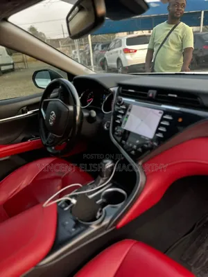 Toyota Camry XSE (2.5L 4cyl 8A) 2019 White