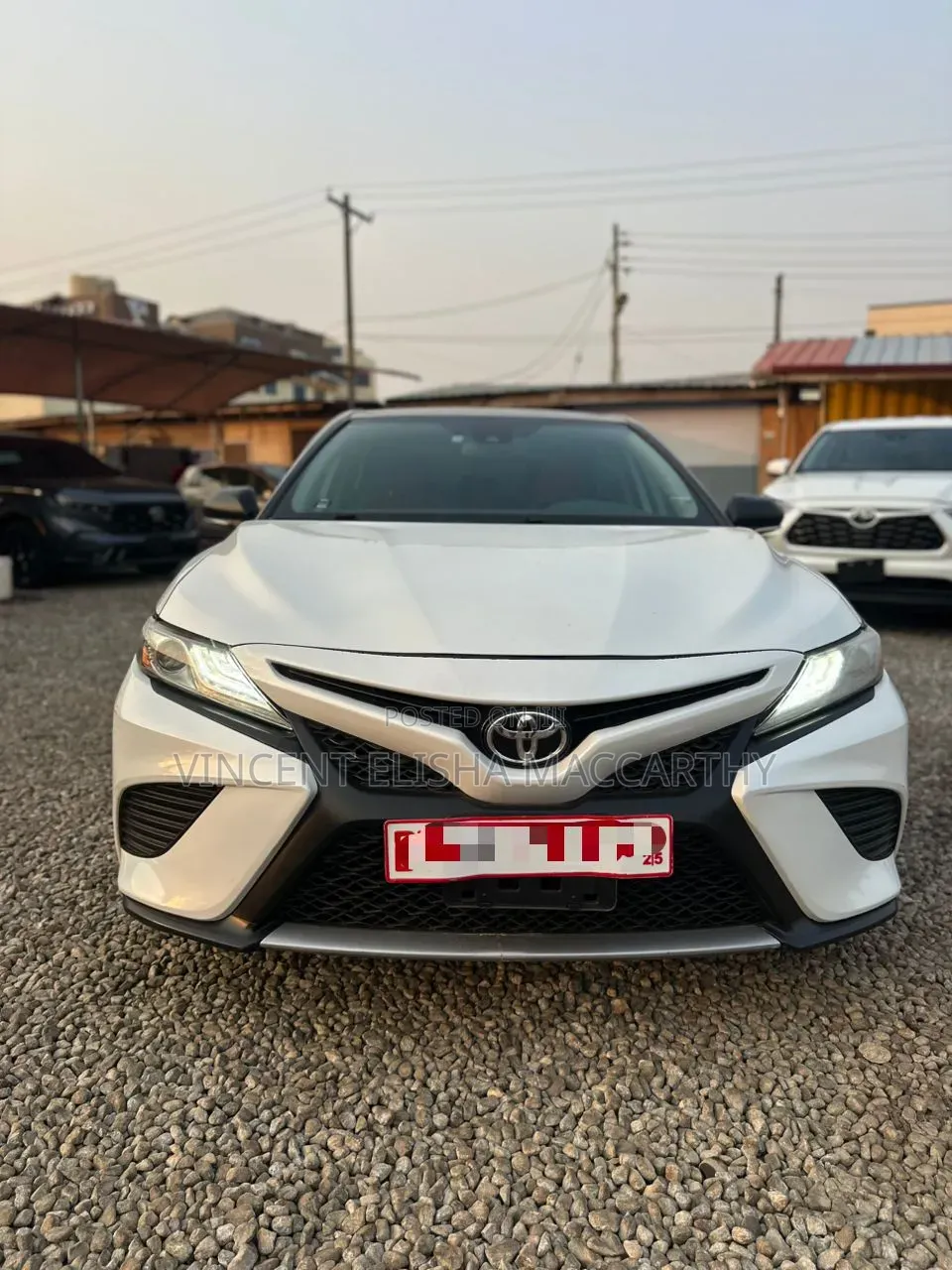 Toyota Camry XSE (2.5L 4cyl 8A) 2019 White