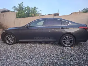 Hyundai Genesis 2016