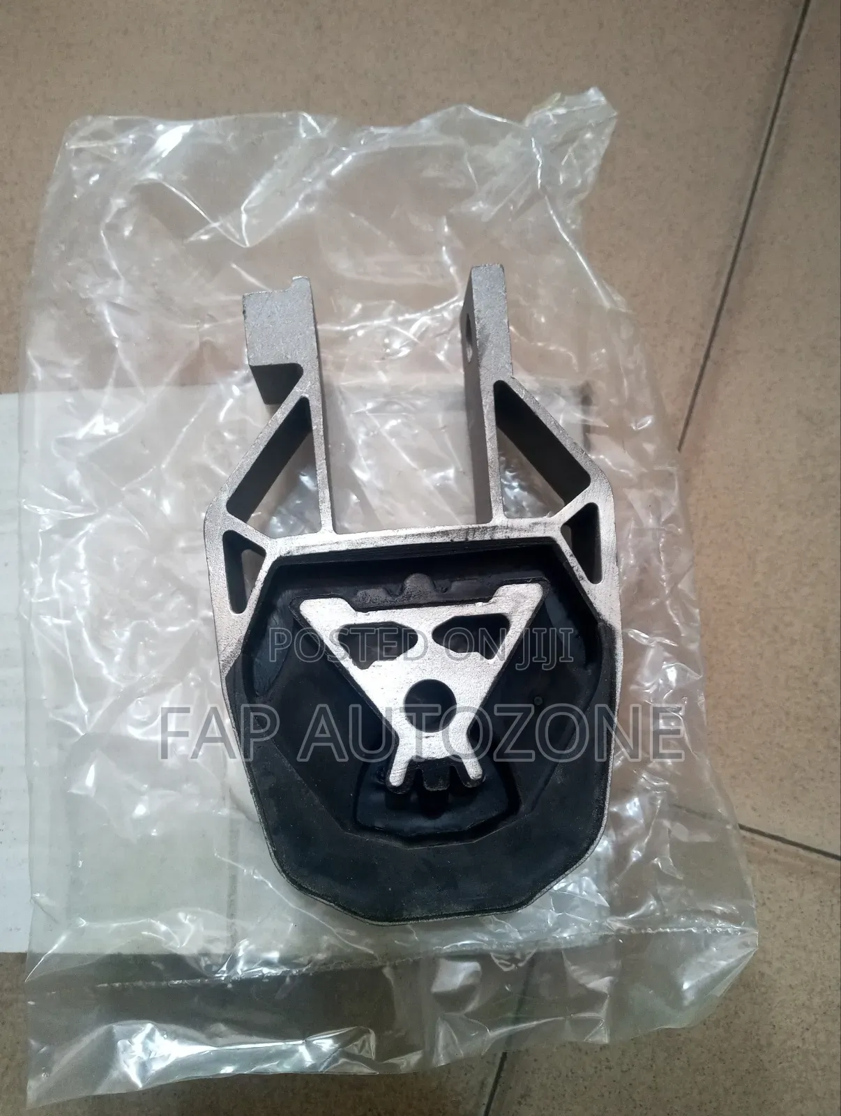 466. Original Ford Focus, Escape and Volvo Gearbox Seat From Usa