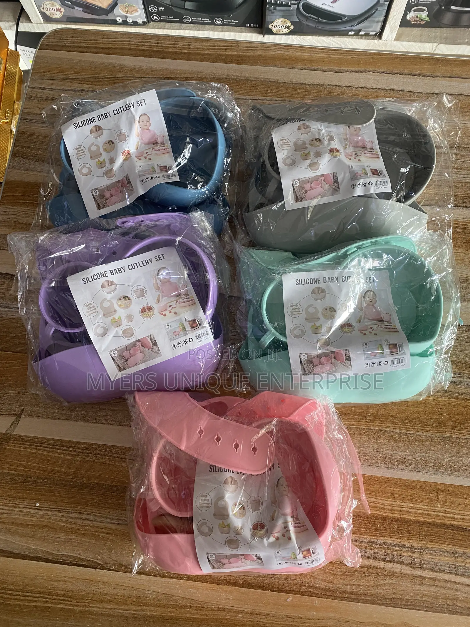 Weaning Baby Silicone Set With Plate,Bib,Cup,Spoon,Fork and Straw
