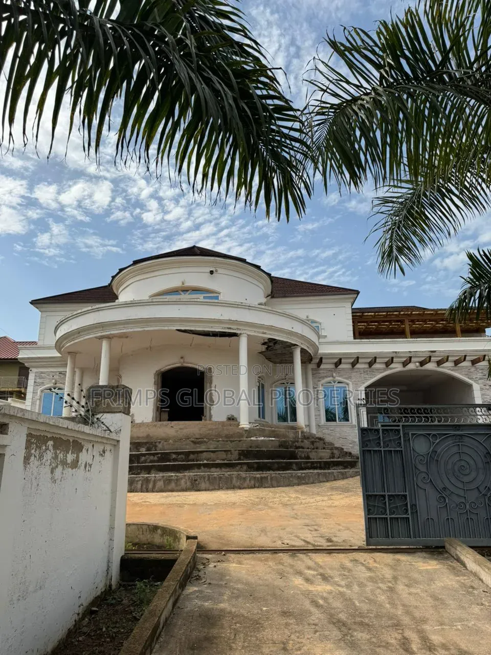 4bdrm House in Aburi for sale