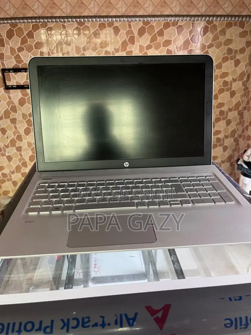 Laptop HP EliteBook 840 G6 16GB Intel Core i7 SSD 256GB