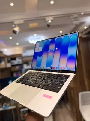 Laptop Apple MacBook Pro 2021 M1 16GB Apple M1 Pro SSD 512GB