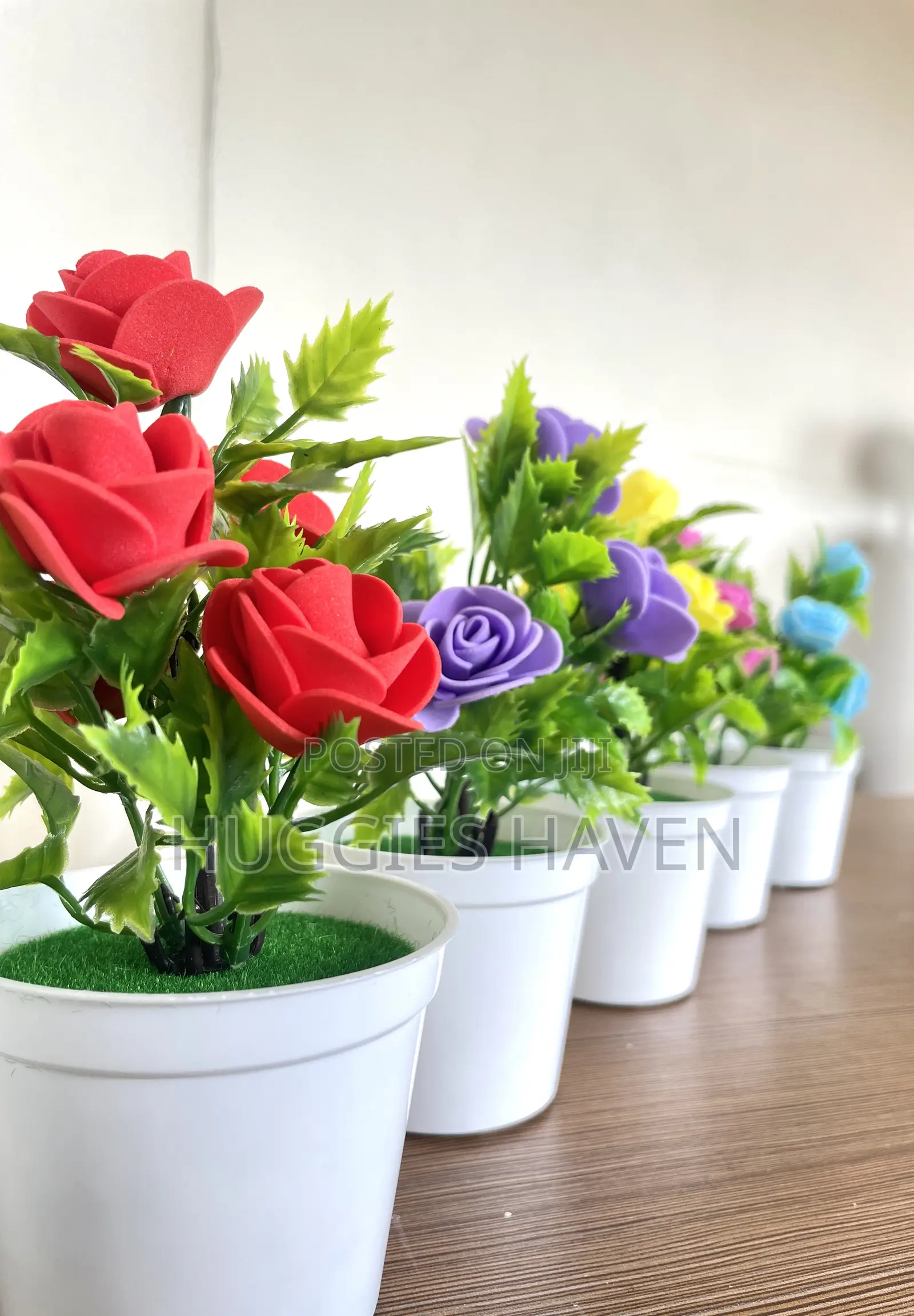 Mini Artificial Flower Pot (Oval Base)