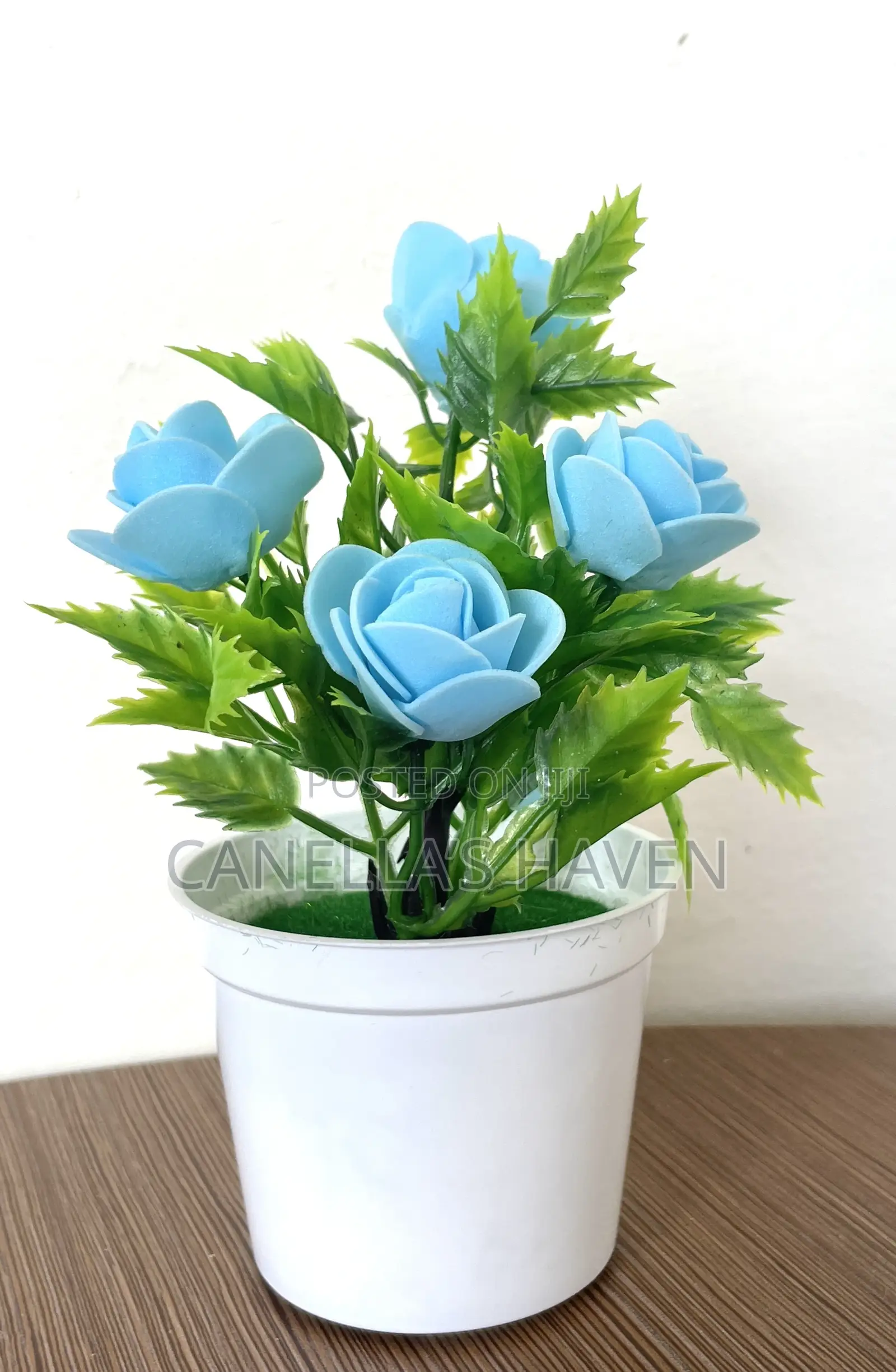 Mini Artificial Flower Pot (Oval Base)