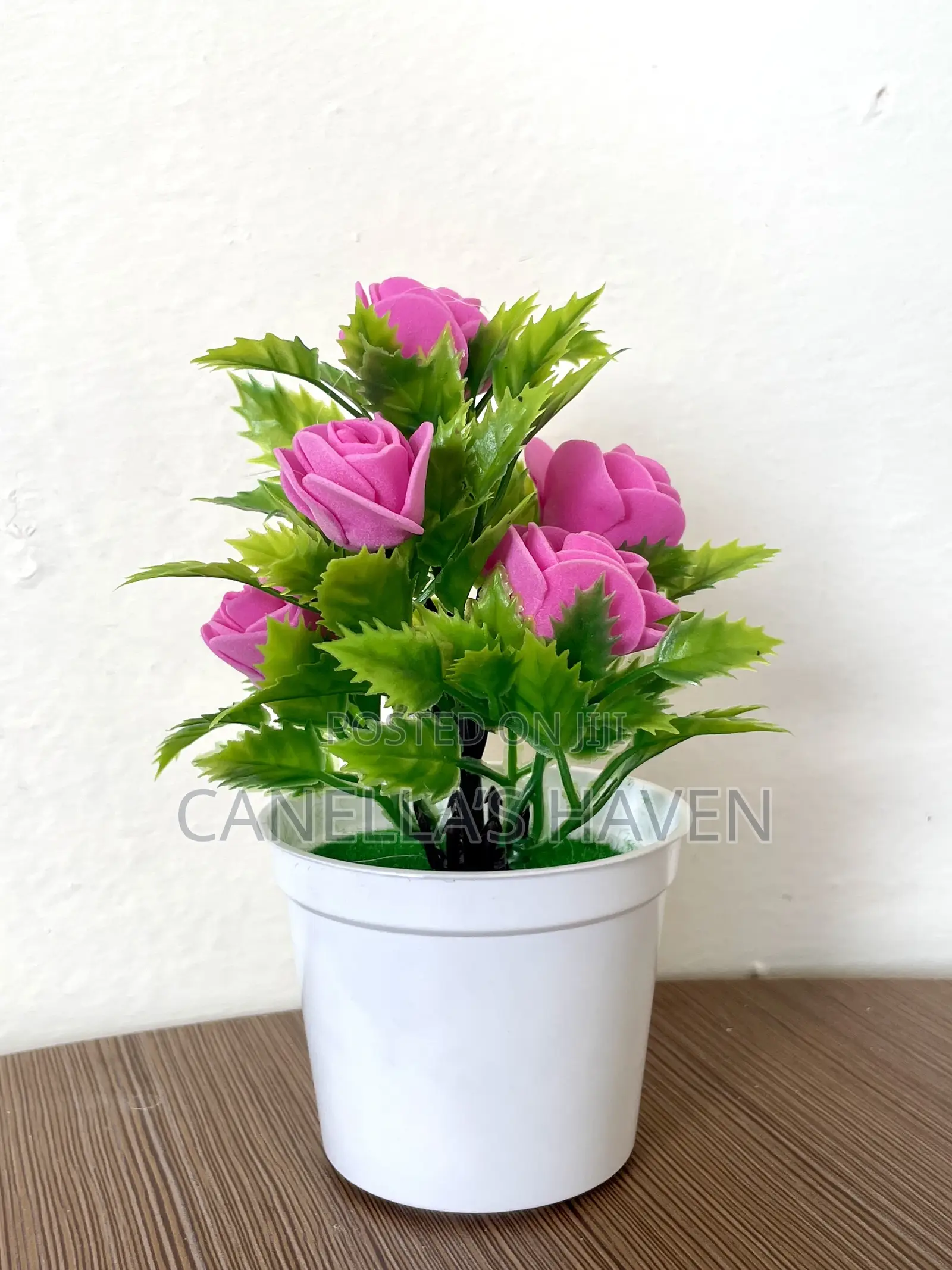 Mini Artificial Flower Pot (Oval Base)