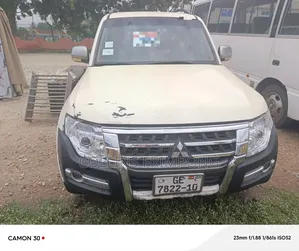 Mitsubishi Pajero 2008 White