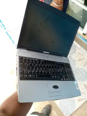 Laptop Medion Akoya S6421 3GB Intel Core 2 Duo HDD 160GB