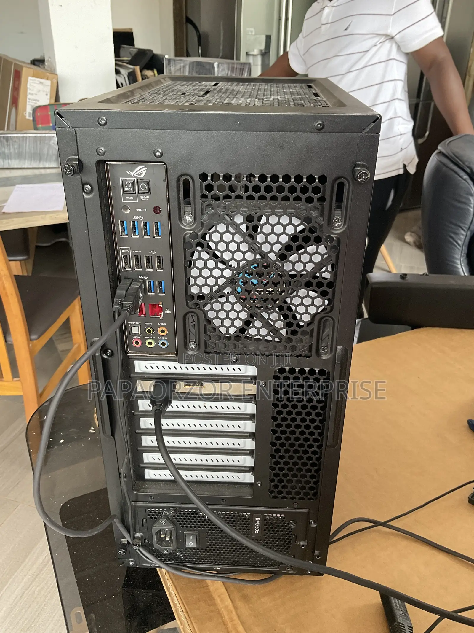 Desktop Computer Asus TUF Gaming FX10CP 16GB AMD Ryzen 7 SSD 1T