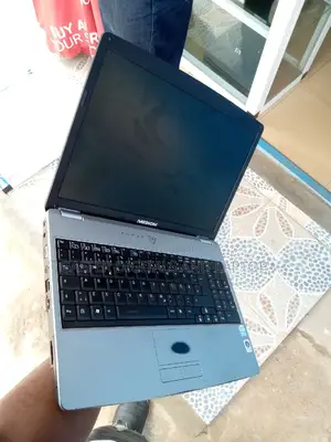 Laptop Medion Akoya S6421 3GB Intel Core 2 Duo HDD 160GB
