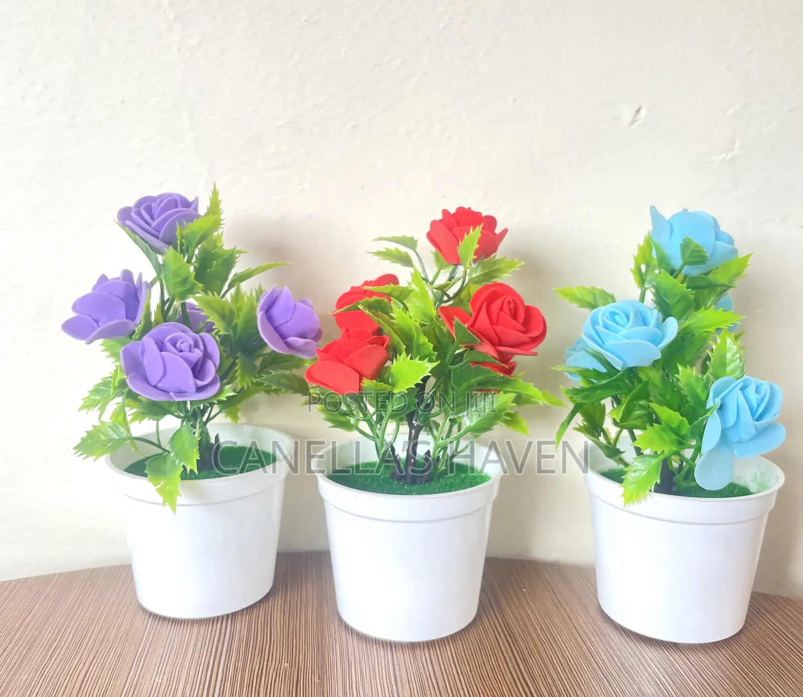 Mini Artificial Flower Pot (Oval Base)