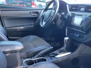 Toyota Corolla 2017 Brown