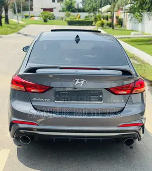 Hyundai Avante 2018 Gray