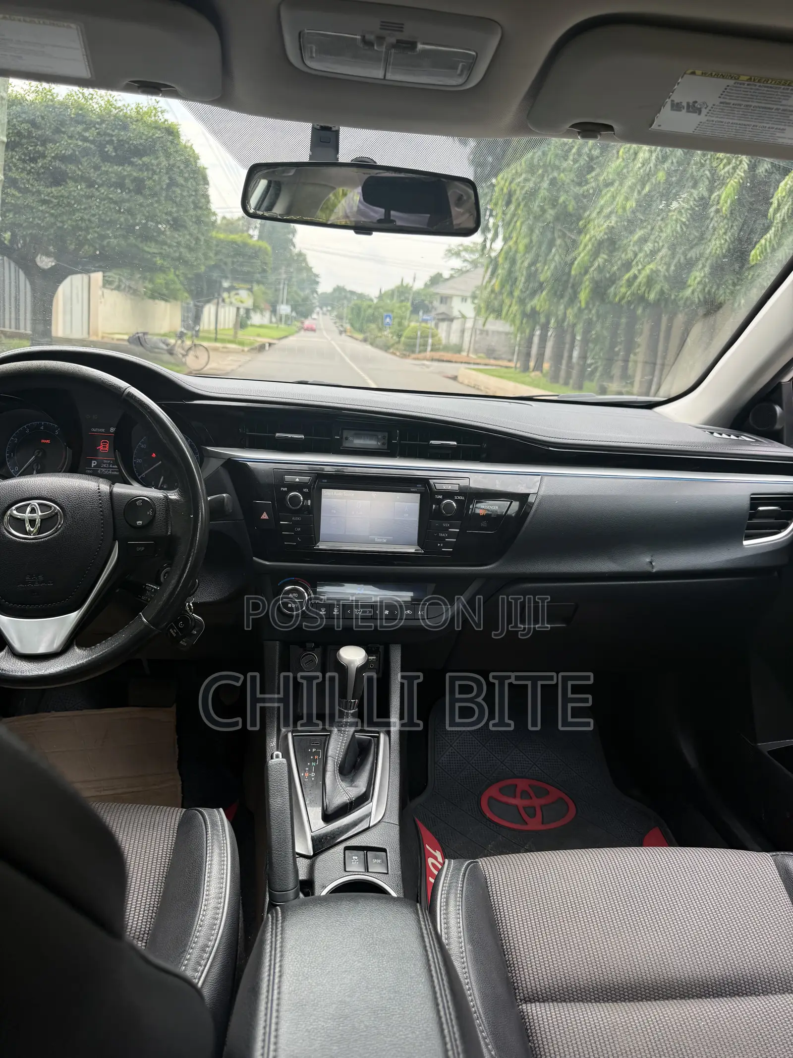 Toyota Corolla S 4dr Sedan (1.8L 4cyl CVT) 2016 White