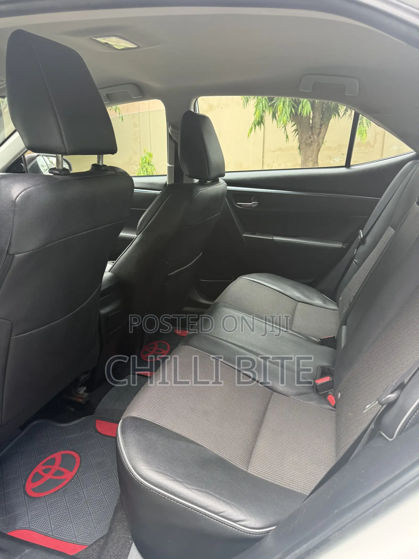 Toyota Corolla S 4dr Sedan (1.8L 4cyl CVT) 2016 White