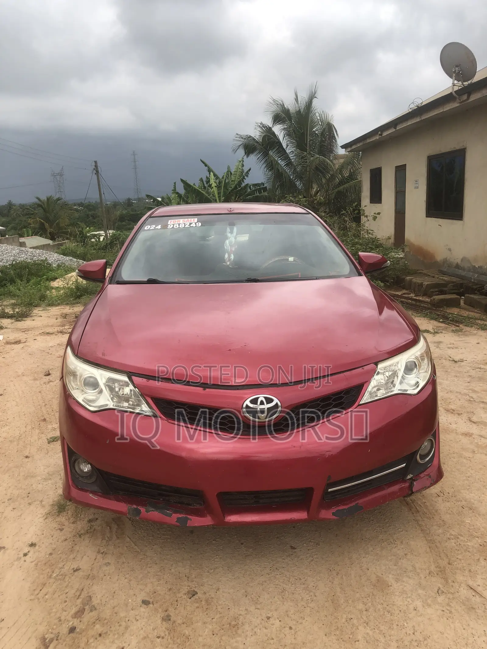 Toyota Camry SE 4dr Sedan (2.5L 4cyl 6A) 2012 Red