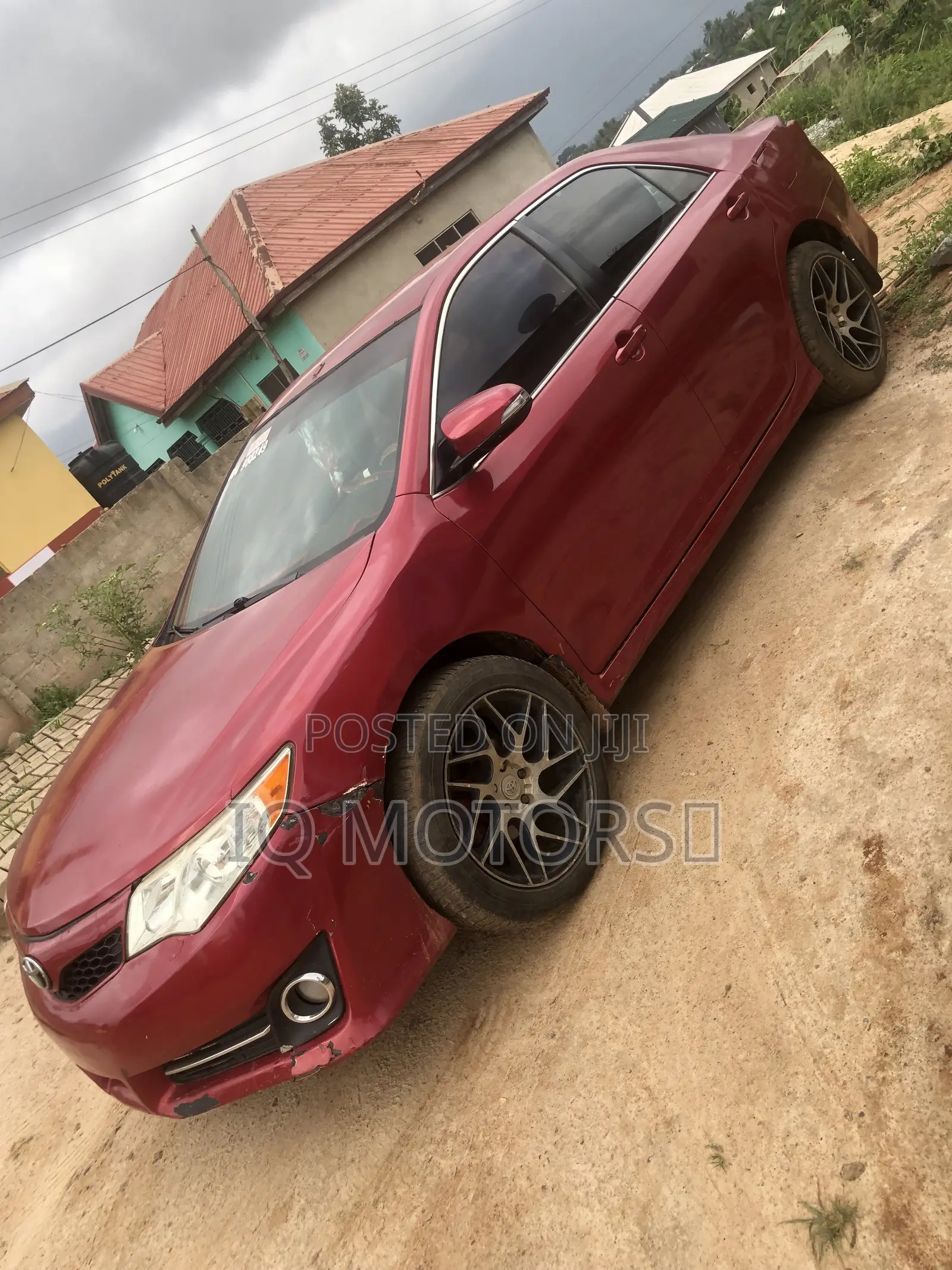 Toyota Camry SE 4dr Sedan (2.5L 4cyl 6A) 2012 Red