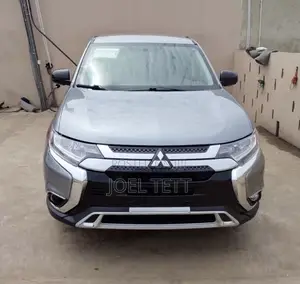 Mitsubishi Outlander 2019 Gray