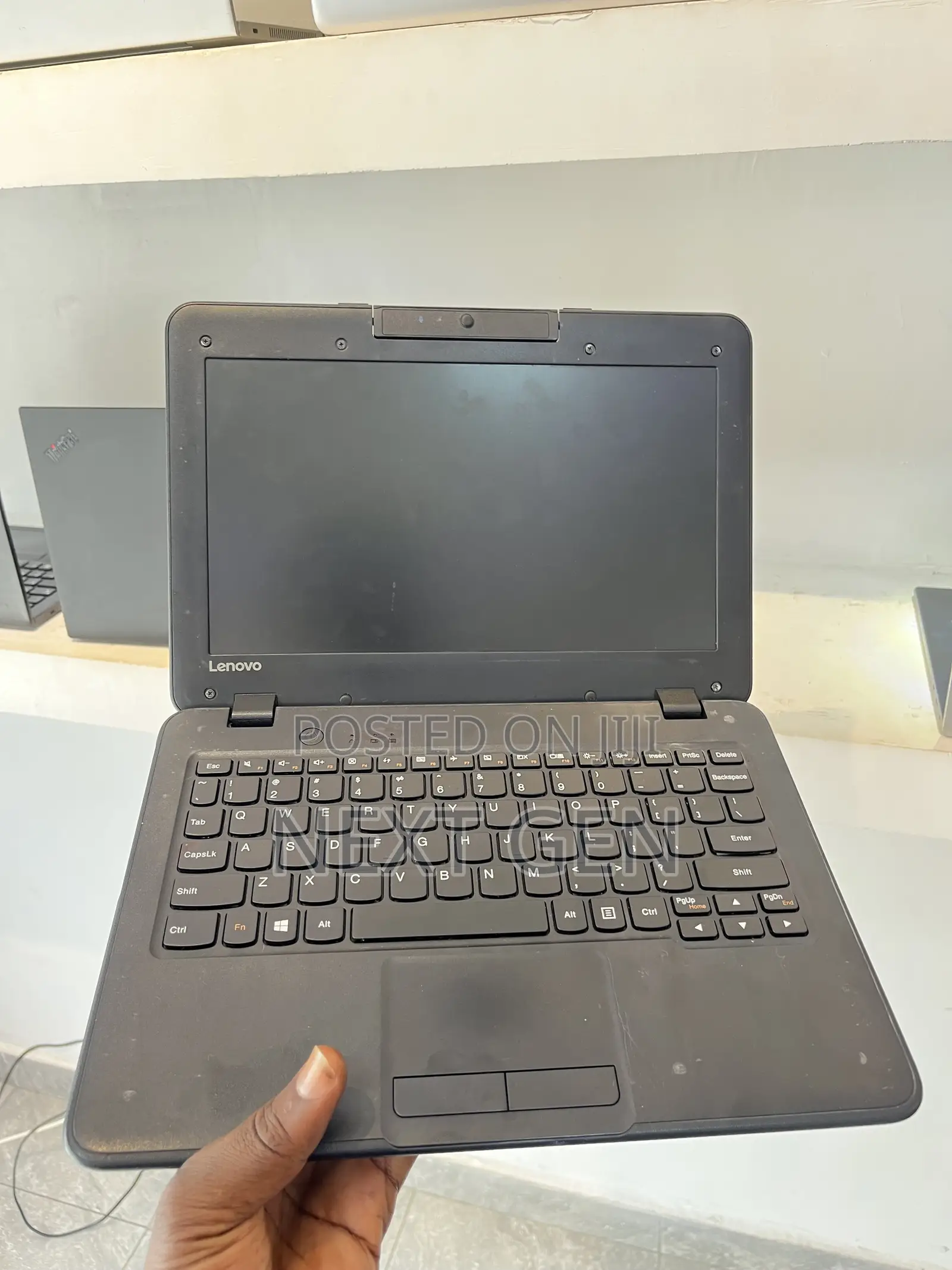 Laptop Lenovo N22 Winbook 4GB Intel Core 2 Quad SSD 256GB