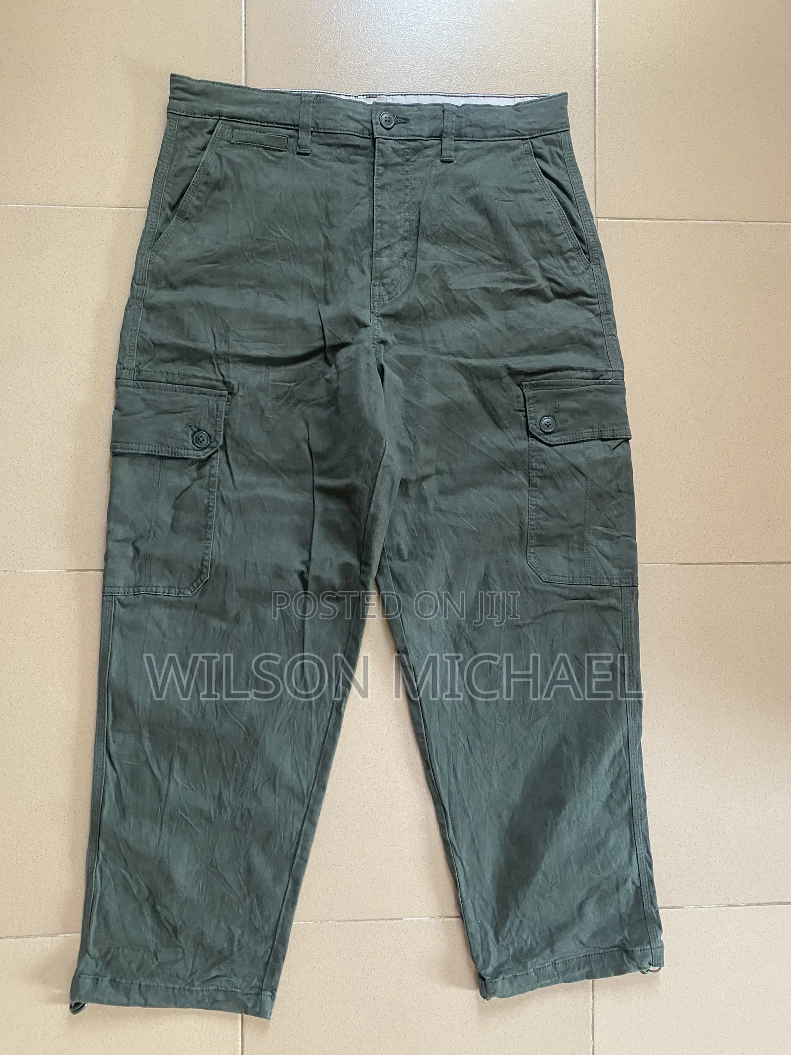 Cargo Pants , Jeans , Jerseys Sportswear