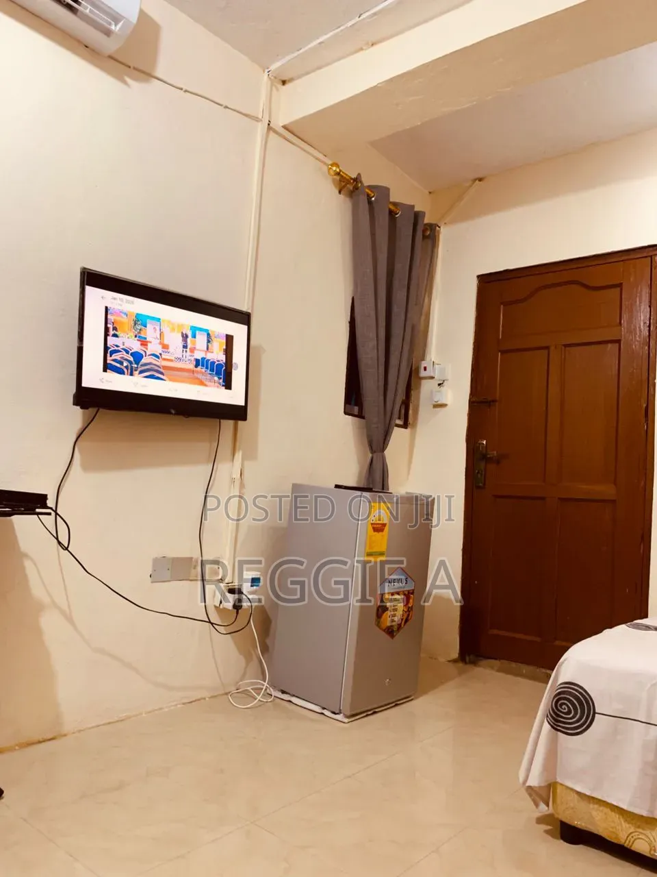 One BDRM Furnished Studio Ensuite