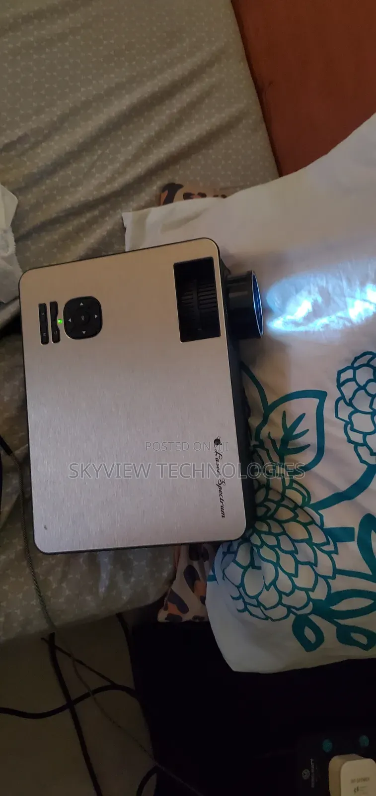 Laser Spectrum Ls2200 Projector 6000lu