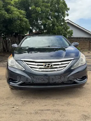 Hyundai Sonata GLS Sedan FWD (2.4L 4cyl 6M) 2011 Blue