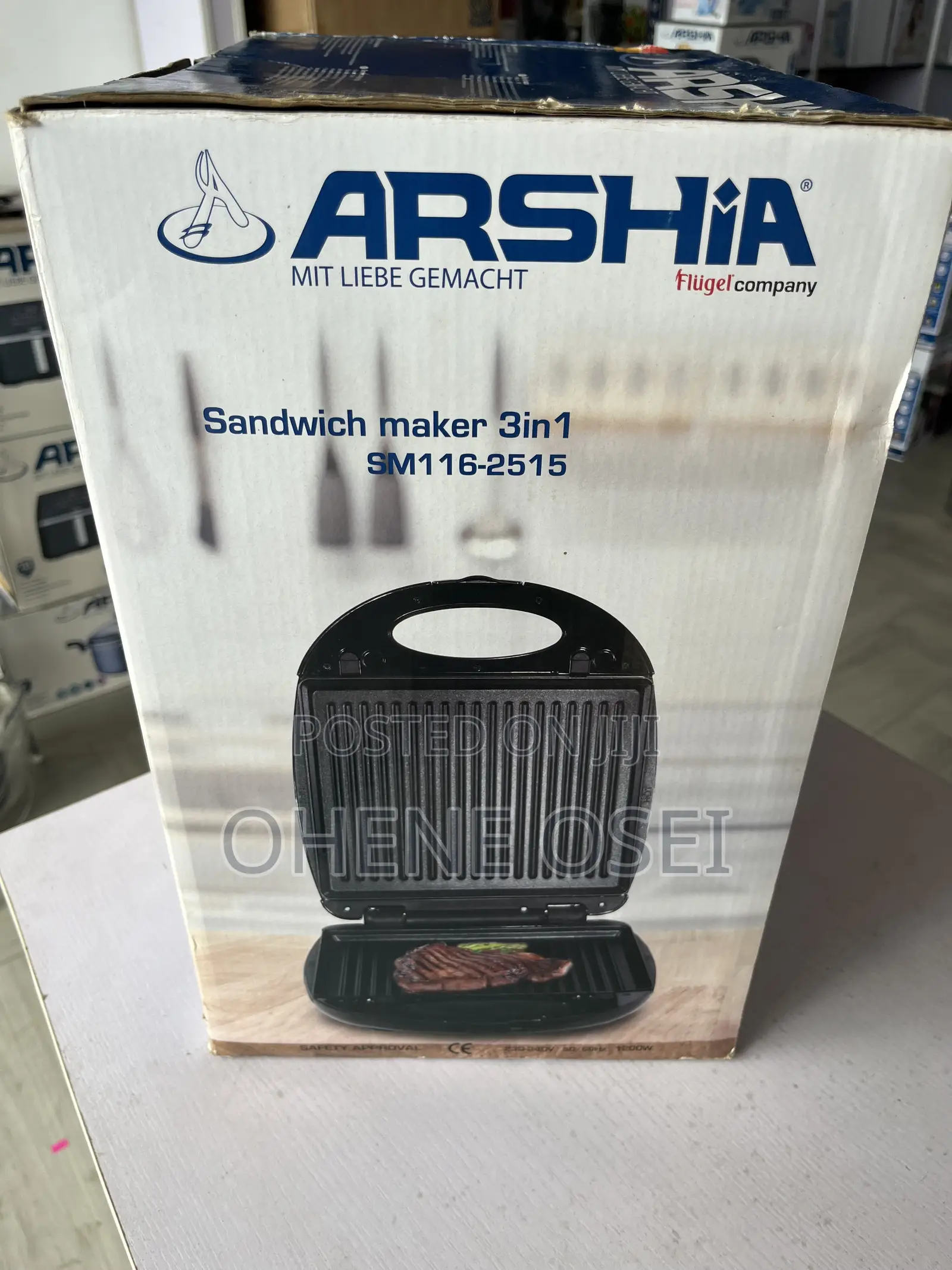 Arshia 3-in-1 Sandwich and Waffle Maker (1200w) – Non-Stick, 4 Slice