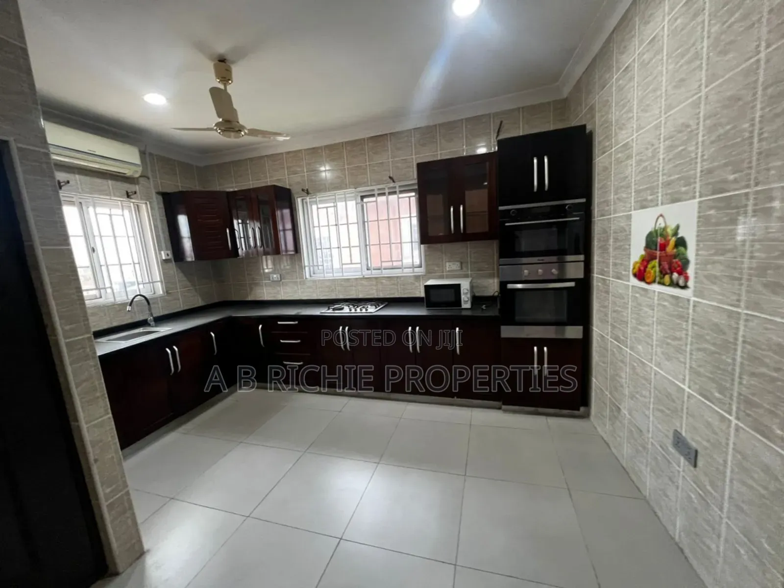 3bdrm Bungalow in Ab Richie Properties, Neoplan for rent