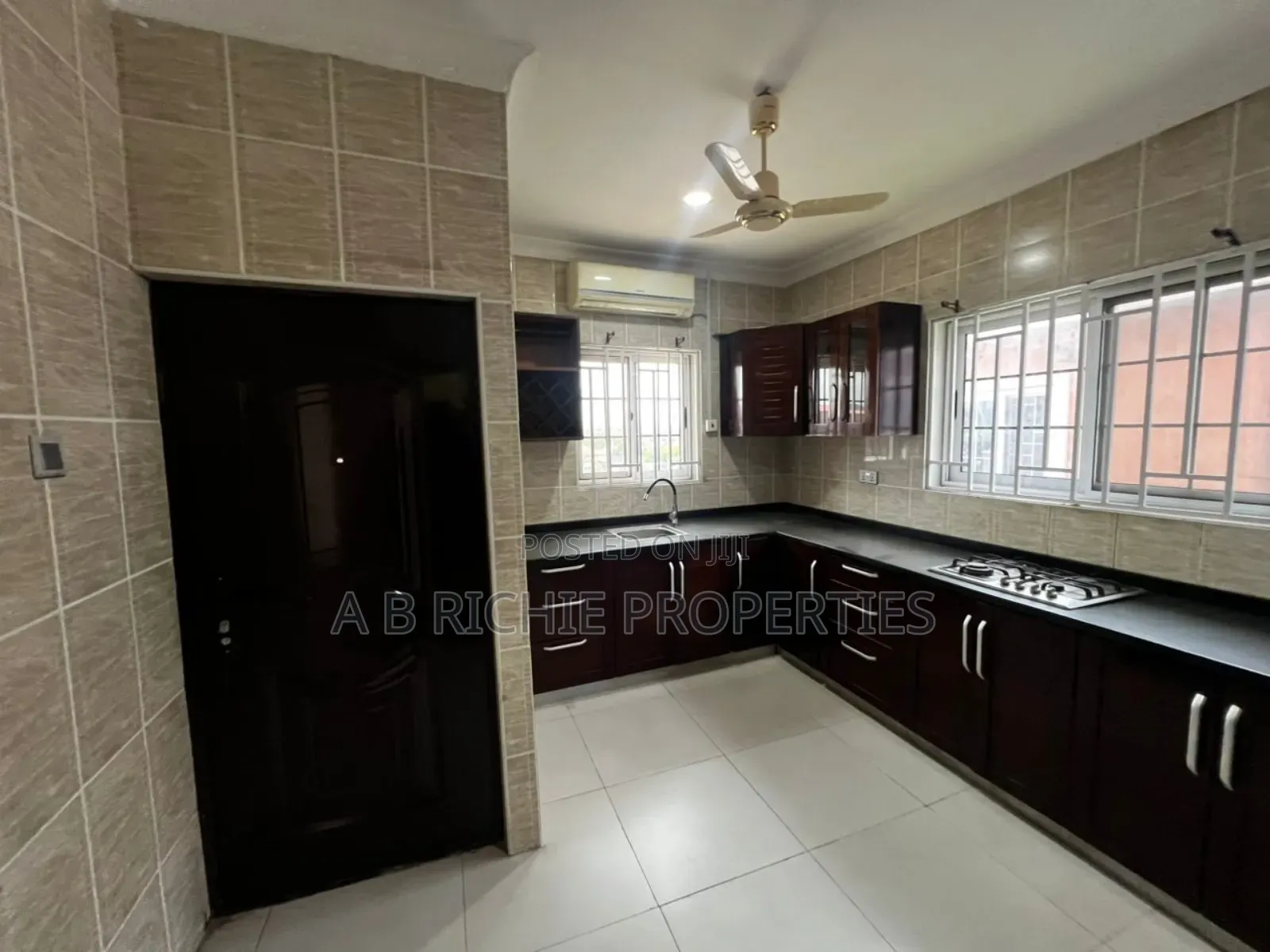 3bdrm Bungalow in Ab Richie Properties, Neoplan for rent