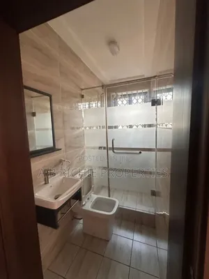 3bdrm Townhouse / Terrace in Ab Richie Properties, Papaye for rent