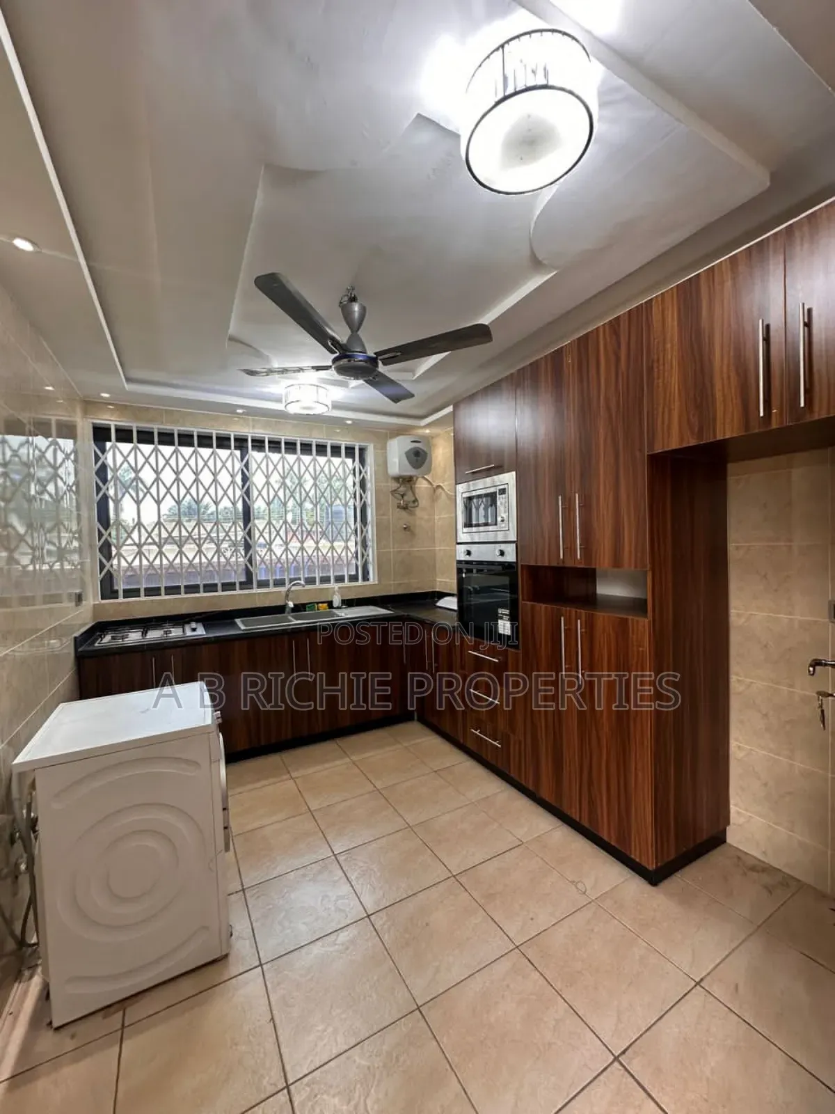 3bdrm Townhouse / Terrace in Ab Richie Properties, Papaye for rent