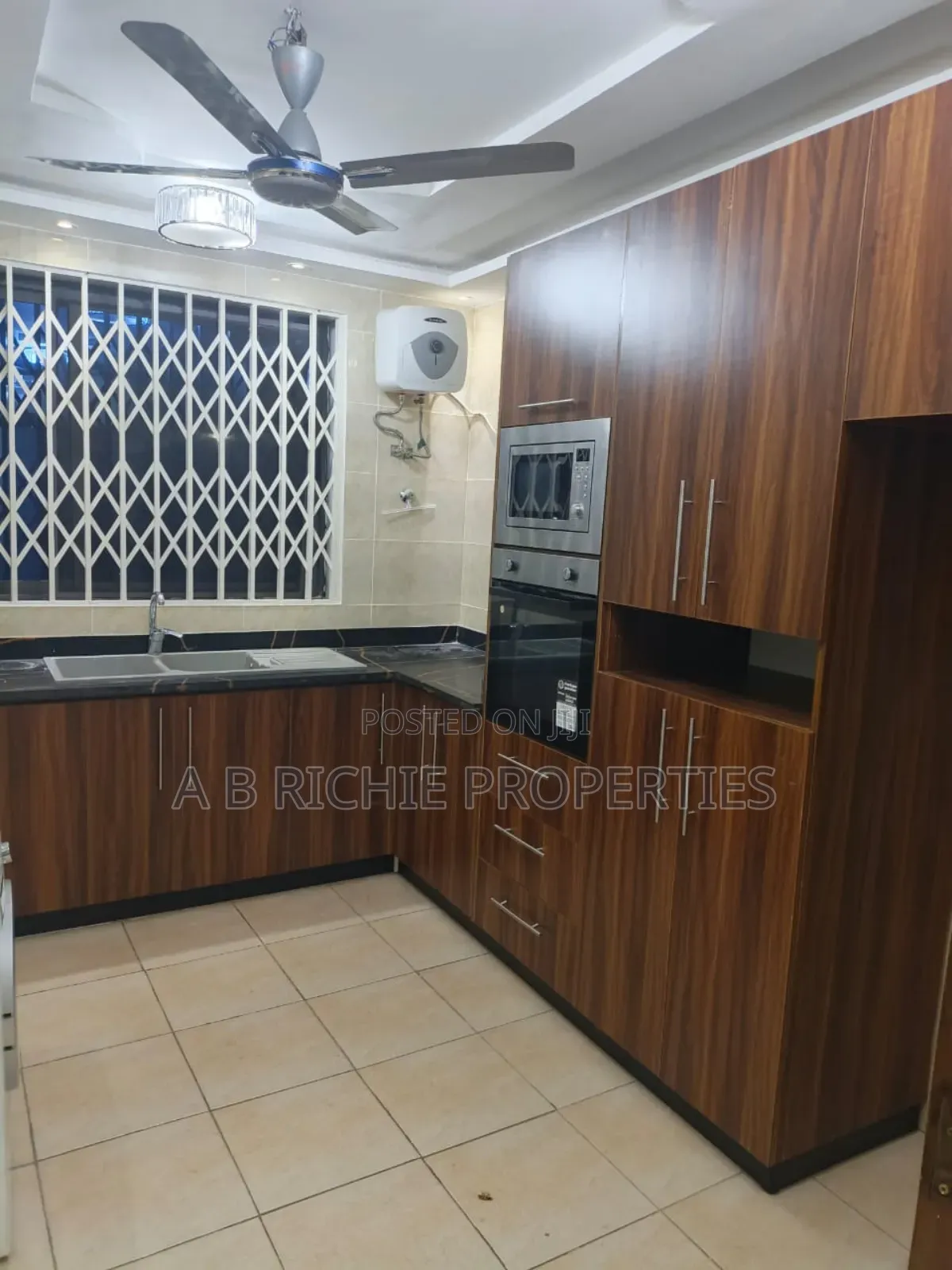 3bdrm Townhouse / Terrace in Ab Richie Properties, Papaye for rent