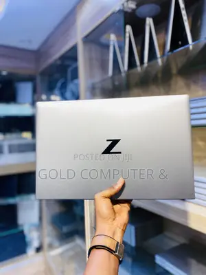 Laptop HP ZBook Firefly 15 G7 32GB Intel Core i9 SSD 512GB
