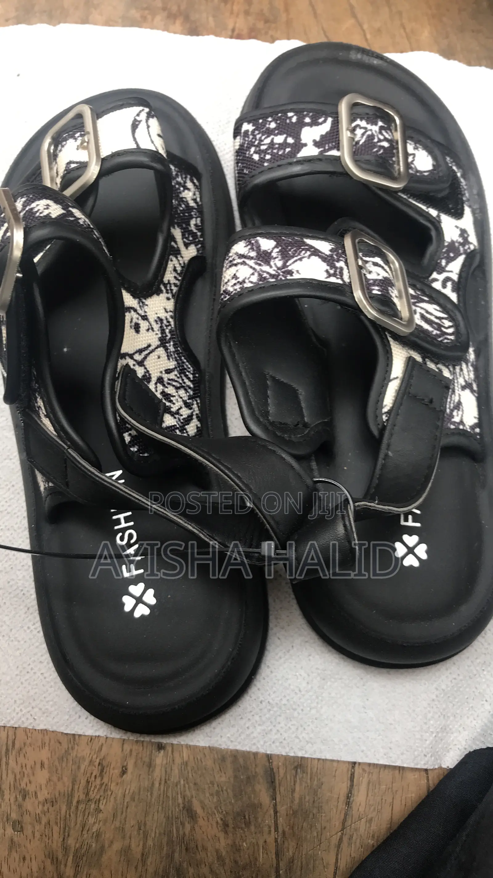 Children Shoes and Sandalsw